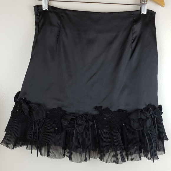 2 piece Black Evening Dress & Corset - Picture 2 of 8